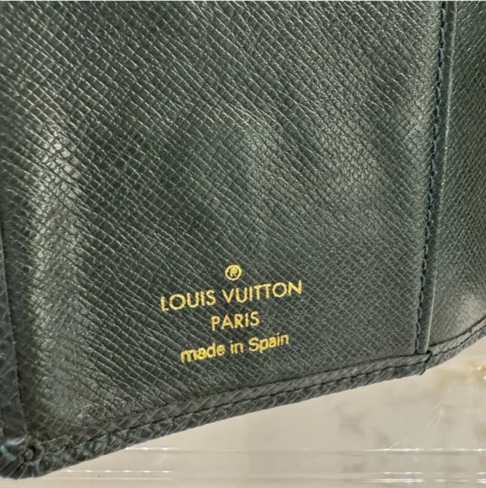 Louis Vuitton Agenda PM - Green Taiga Leather